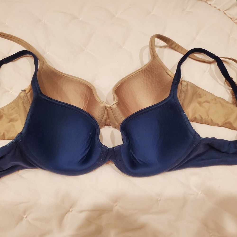 💕Victorias secret Body by Victoria 2 bras VGUC - Picture 2 of 2